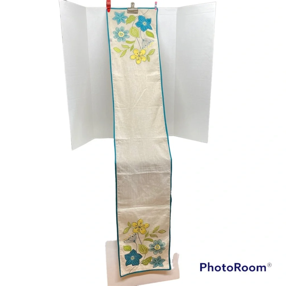 Artistic Accents Table Runner Beige w/Teal Yellow Green Floral Print  72